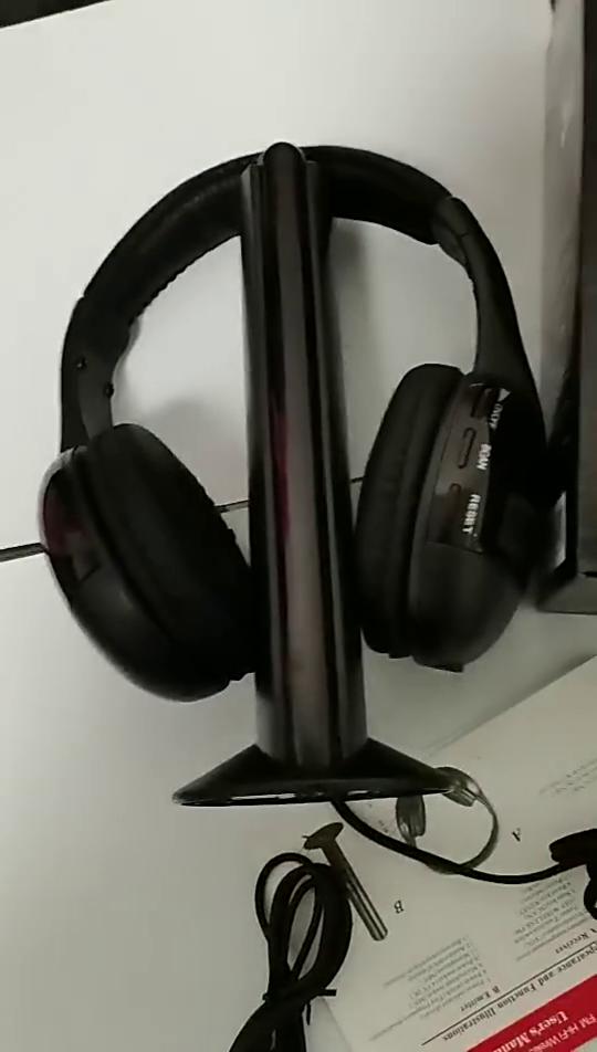 Set di emettitori e ricevitori per cuffie wireless Hi-Fi FM multifunzionali 5 in 1 Radio FM