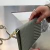 Bolsos Bandolera Pequeños de Cuero Genuino Caviar para Mujer Cadenas Trenzadas Bolso de Hombro Pequeño Estilo de Marca Bolso de Mano Acolchado Cartera Sin Logotipo