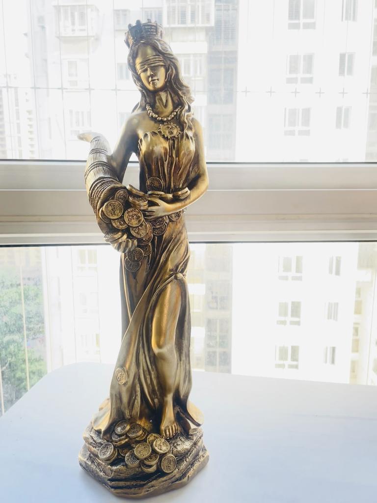 Dea Greca della Fortuna Scultura Statua Ufficio Decorazione Portafortuna Ornamento Attrattivo di Ricchezza