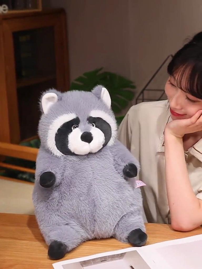 Peluche raton laveur, adorable oreiller en peluche, coussin de corps câlin en forme de raton laveur, jouets animaux moelleux, décoration de lit, poupée