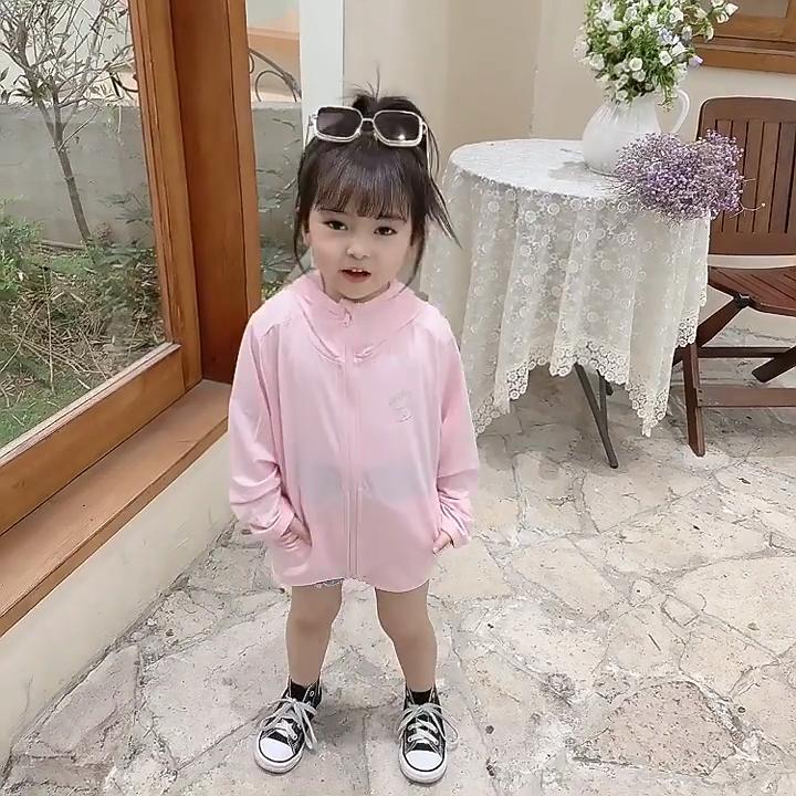 Kids UPF50+ Cartoon Ice Silk Sun Protection Jacket Lightweight Breathable UV Protection Summer Loose Fit Sunscreen Coat