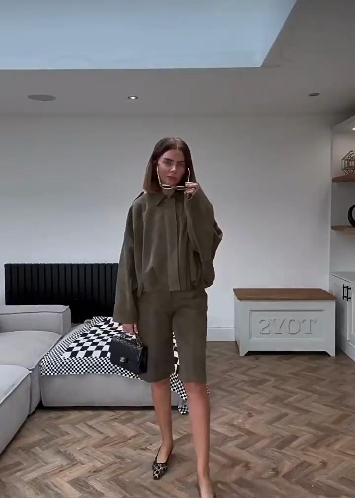 Giacca Bomber alla Moda con Zip e Bottoni, Giacca Casual da Donna in Ecopelle Scamosciata