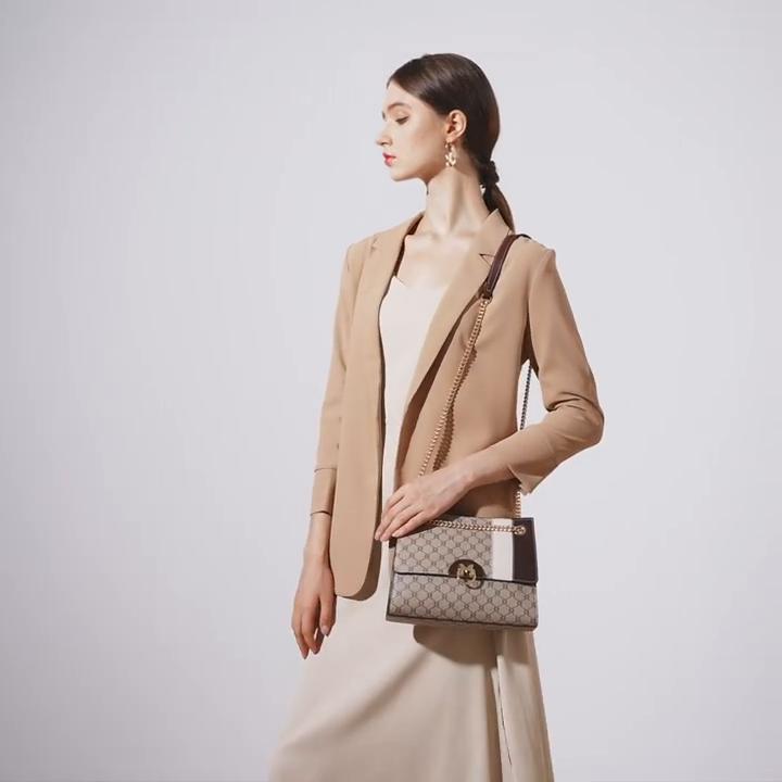 Çanta kadın Çantası 2023 Yeni Moda Zincir Kadın Baskılı Retro Omuz Çantası Çok Yönlü Crossbody El Küçük Kare Çanta