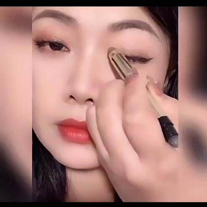 Lazy Sleeper Silkworm Highlight Brightener Eyeshadow Pen Double Head Fine Shimmer Pearl Waterproof Eyeshadow Stick Lasting Setting Women's Makeup