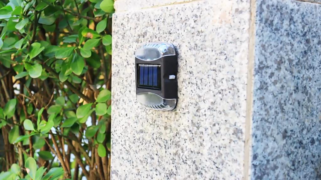 Neue Solar 4LED Schatten Wand Lampe Outdoor Garten Hof Dekorative Lampe Haushalt Balkon Nacht Lampe Wasserdichte Obere und Untere leuchtende Wand Lampe