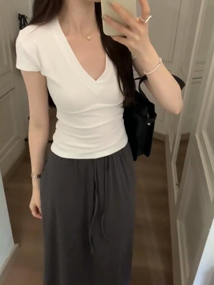2025 sommer baumwolle Sexy t shirts frauen tiefem v-ausschnitt kurzarm T-shirt beiläufige Dünne Elastische Dünne y2k Crop tops frauen kleidung